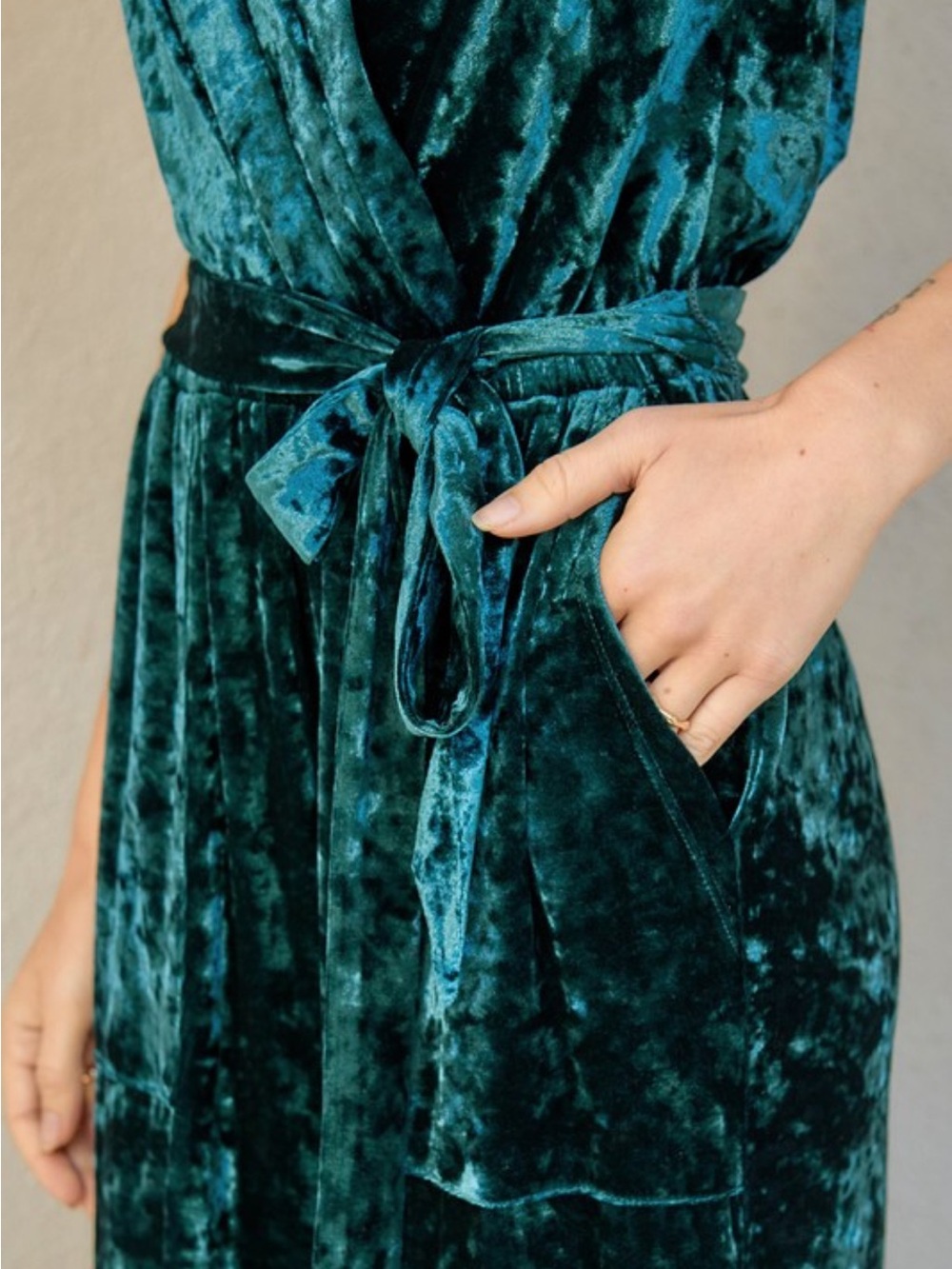 Velvet Sleeveless Jumpsuit - Picture 6 of 6